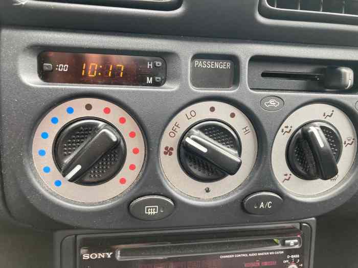 toyota MR cabriolet bon état 5