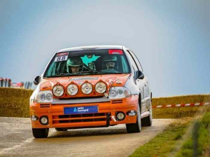 Renault Clio 2 RS1 FN3 1