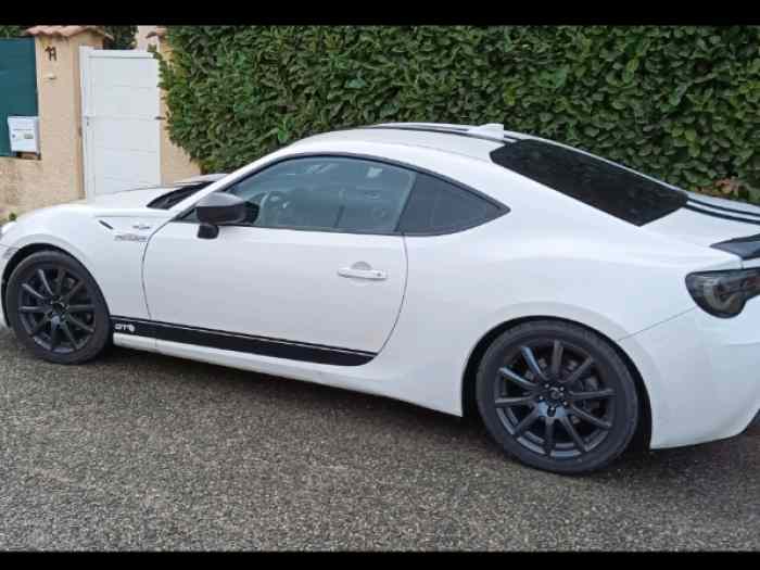 TOYOTA GT86 Compresseur HKS 0