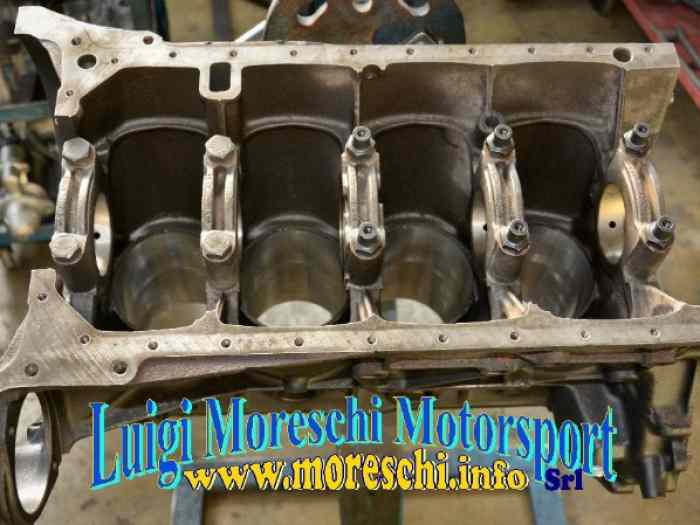 Mercedes 190E 2.3 16 Cosworth engine block 5