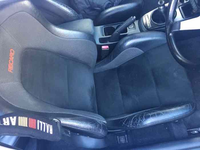 Mitsubishi Lancer Evo 9 parts 0