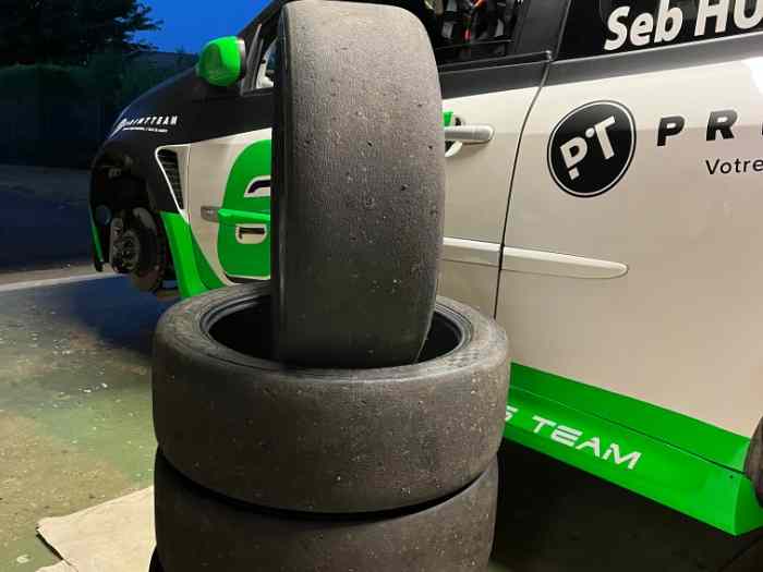 4 pneus Michelin S9 CIRCUIT CLIO 3 CUP pas cher !! 20/61/17