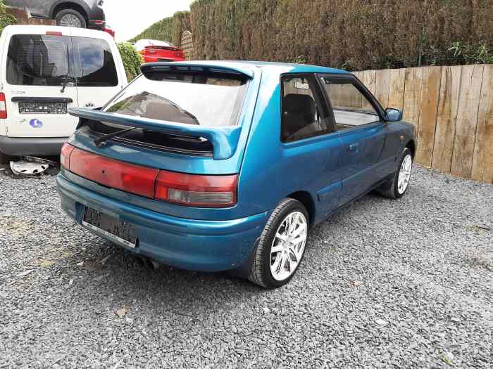 Mazda 323 gtx 1