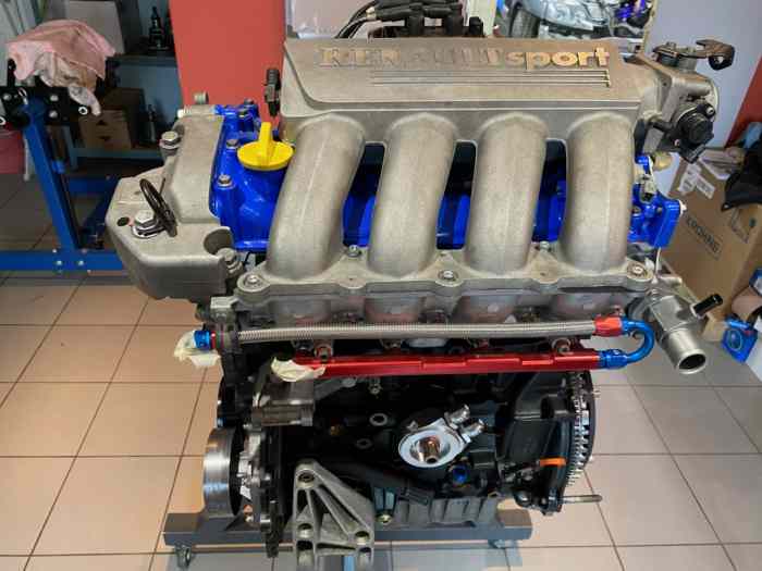 Moteur F4R F2000.