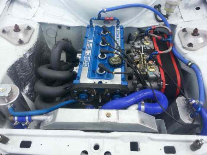 Vends Ford RS 2000 (moteur HS) 2