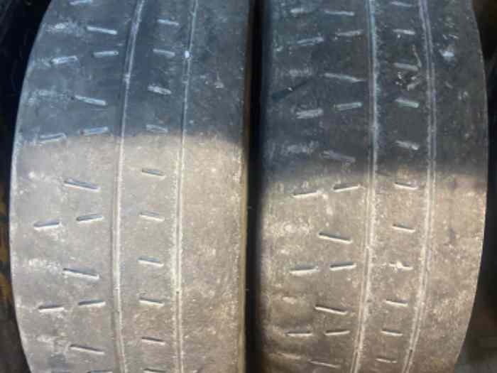 Pneu pirelli 15p