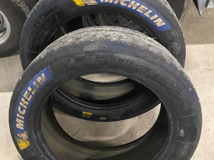 Lot de pneus Michelin et Hankook 16 pièces et voitures de course à vendre, de rallye et de