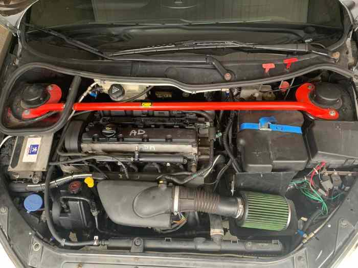 Peugeot 206 s16 F2000 5