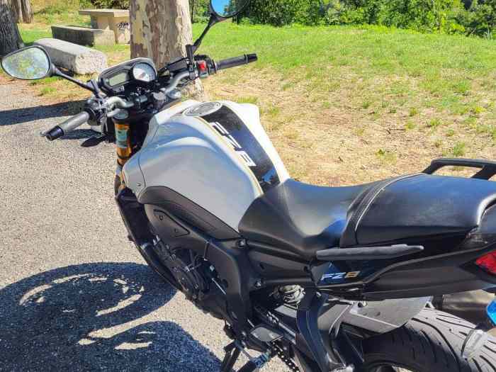 Yamaha FZ8 2