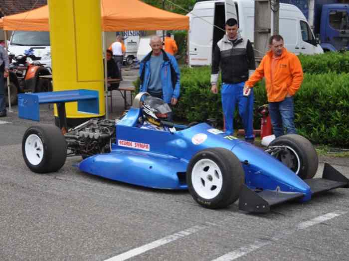 Dallara f387 2