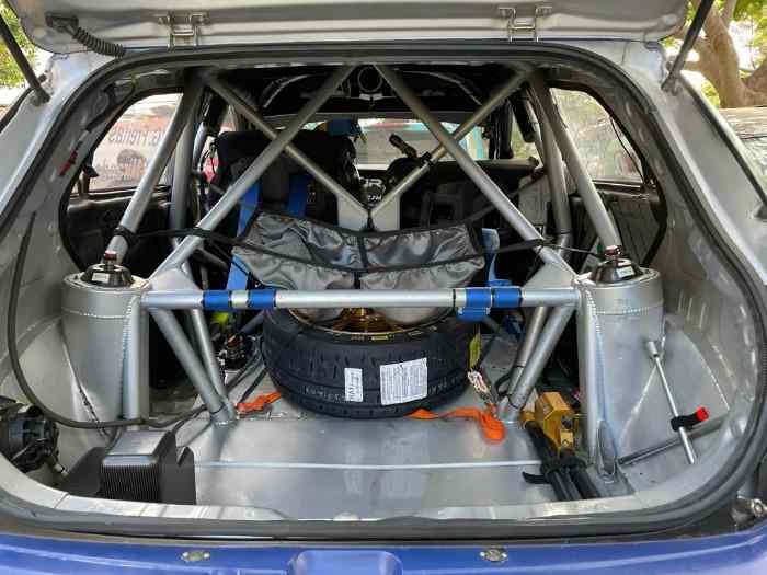 Hyundai i20 R5 EVO3 Car nr. 42A 5