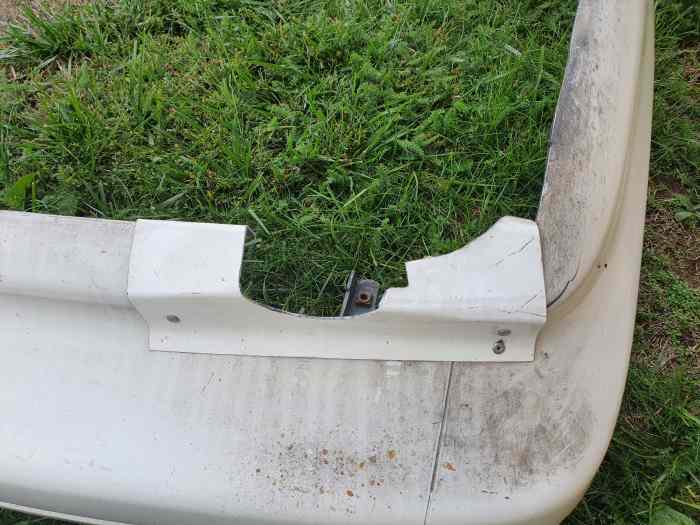 Par choc arriere ford sierra cosworth – photo 2 sur 3