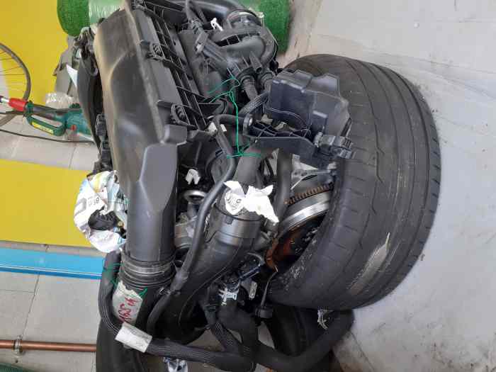 Moteur Peugeot Citroën 1.6L THP 165 cv - Neuf 3
