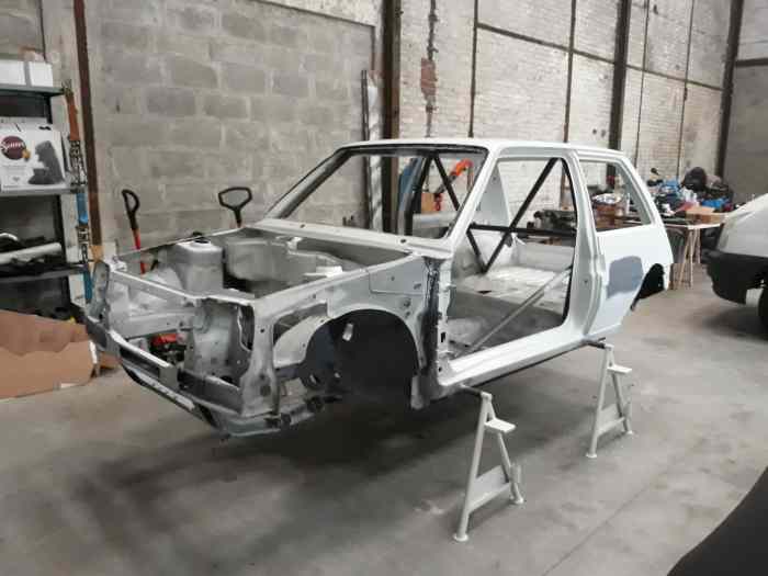 caisse neuve r5 gt turbo arceau matter