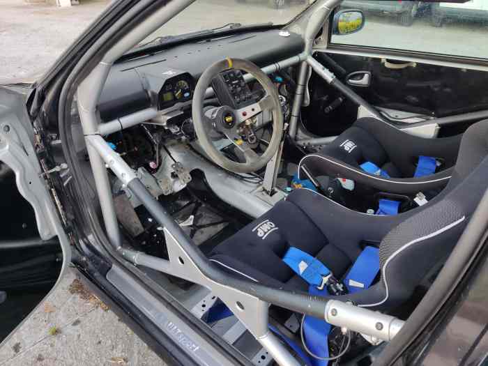 Renault Clio cup 2 rallyes f2000 + recambio 3