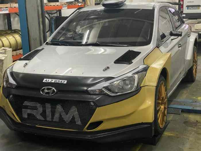 Hyundai i20 R5 EVO3 Car nr. 42A 2