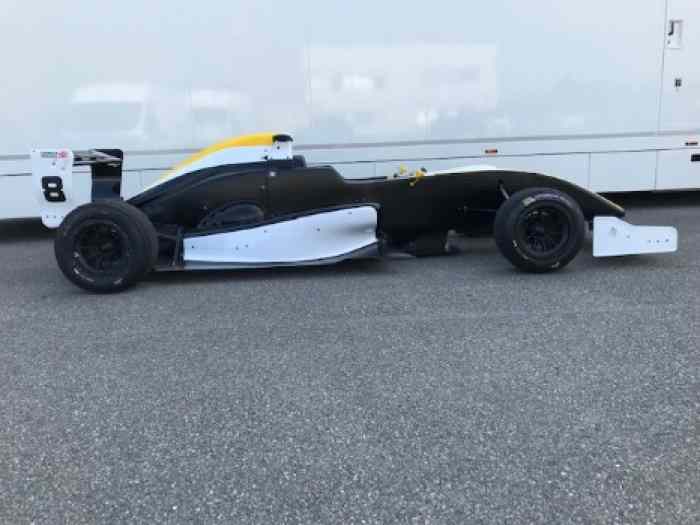 Formule Renault Tatuus 2013 3