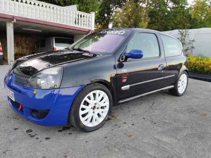 Renault Clio cup 2 rallyes f2000 + recambio 2