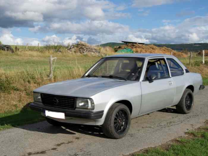 Opel Ascona B 0
