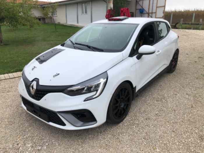 location Clio RC4 rallye Mont Blanc 2023