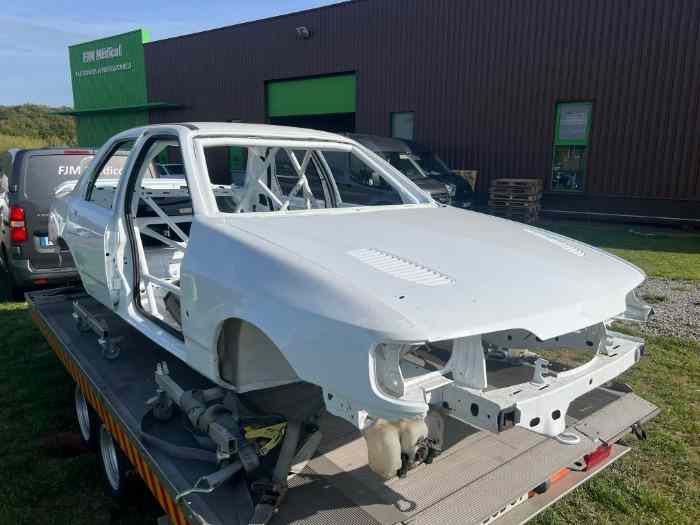 Caisse Arceautée FORD Sierra COSWORTH ...
