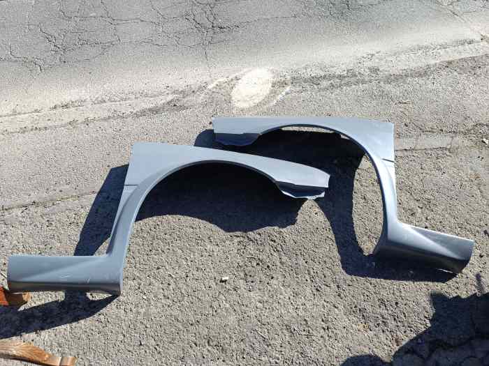 Culasse citroën AX GTI+ ailes polyester AX Maxi neuves 4