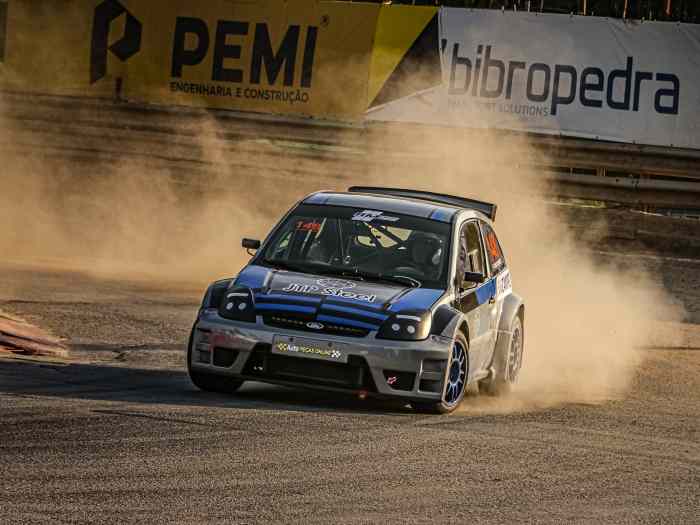 Ford Fiesta MK6 S1600 - pièces et voitures de course à vendre, de ...