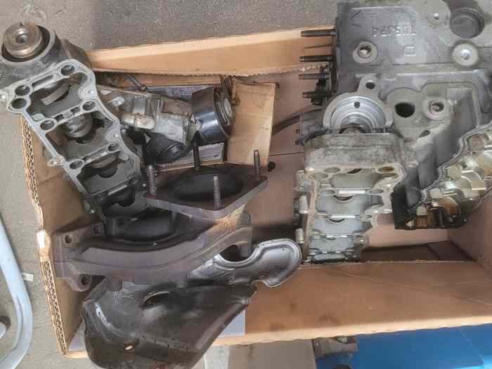 Moteur TU5JP4 démonté 1