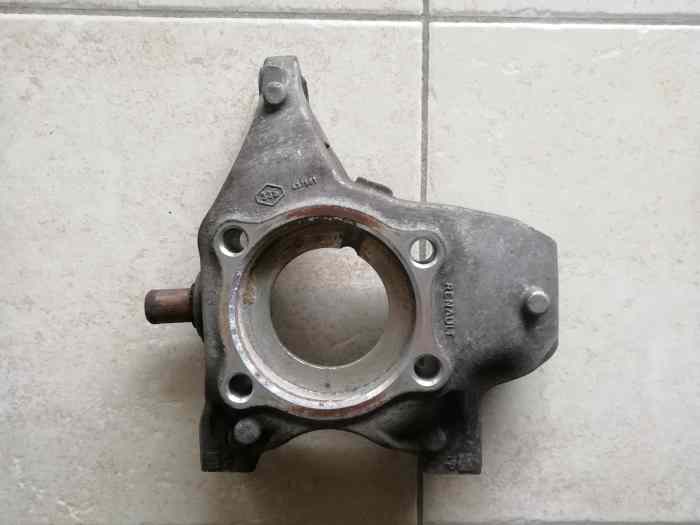 Porte-moyeu - Droit - CLIO 3 RS 1