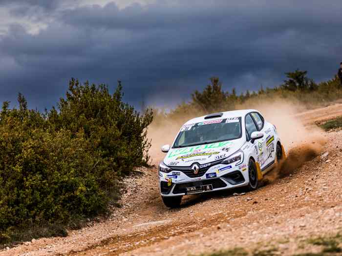 Clio rc5 CHAMPIONNE CLIO TROPHY terre
