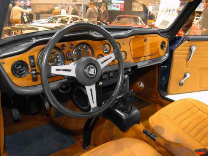 LOCATION TOUR AUTO 2025 ( 7 au 12 Avril ) VHRS ( Régularité ) TRIUMPH TR6 PI 4