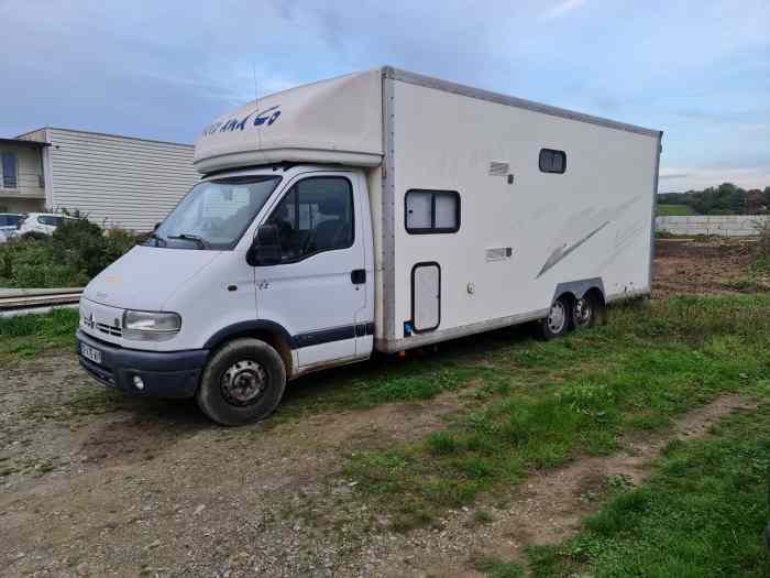Vend camion assistance/ camping car 30m3 0