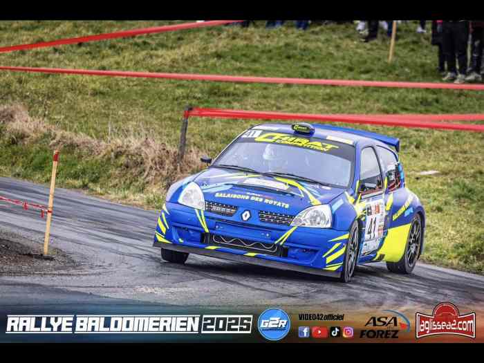 LOCATION CLIO SUPER 1600