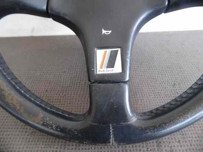 VOLANT NARDI 3 BRANCHES AUDI SPORT 3
