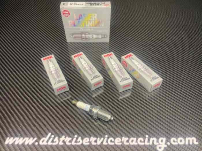 Lot de 4 bougies NGK PFR6E-10 1