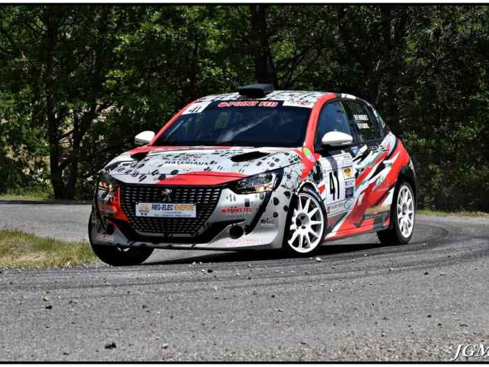 Peugeot 208 rally4 RC4 neuve 3