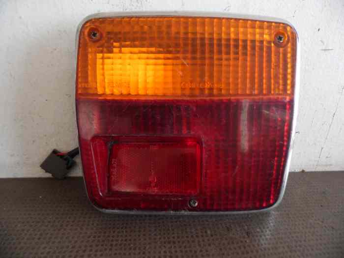 FEU ARRIERE DROIT CIBIE 8076C PEUGEOT 304 COUPE & CABRIOLET 5