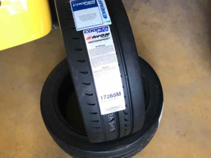 4 Pneus Cooper neuf rallye asphalte 20...