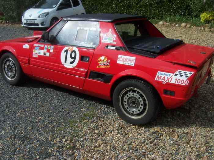 vend Fiat X1/9 de course