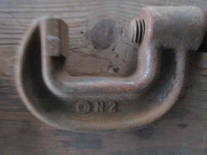 Serre-joint en C 3