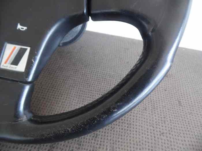 VOLANT NARDI 3 BRANCHES AUDI SPORT 4