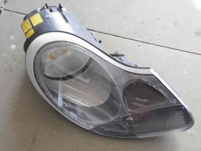 PHARE AVANT DROIT 99663106400 PORSCHE 996 & 986 0