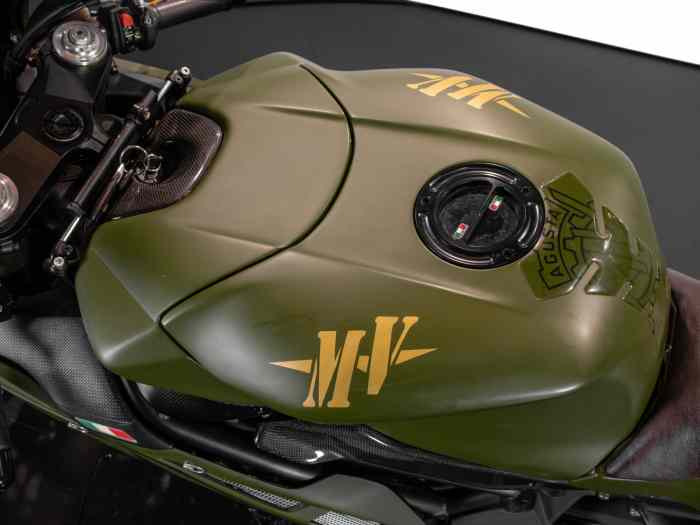 MV AGUSTA F4 1000 R 2006 – photo 4 sur 6
