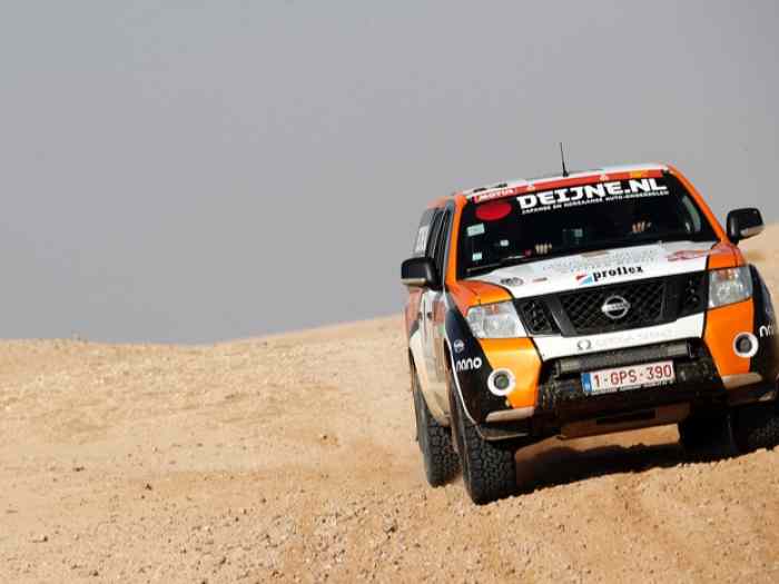 NAVARA DAKAR A VENDRE 3