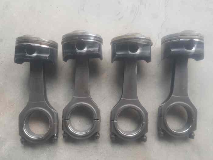 4 bielles pankl et pistons pour fiat novamotor 0