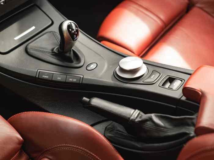 BMW M3 (E93) CONVERTIBLE 2008 3