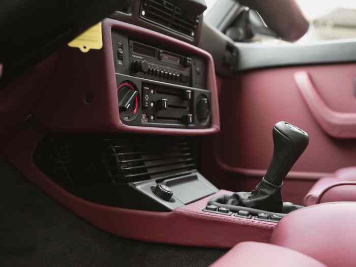 BMW M5 (E28) 1988 3