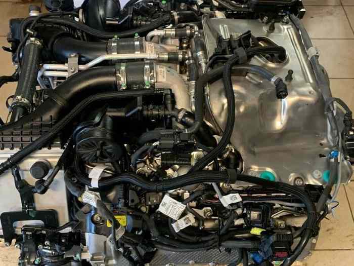 BMW S63B44B M5 F90 Motor 0