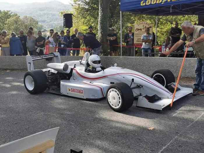 F2 REYNARD 913 1600 FORD. REPRISE POSSIBLE 4