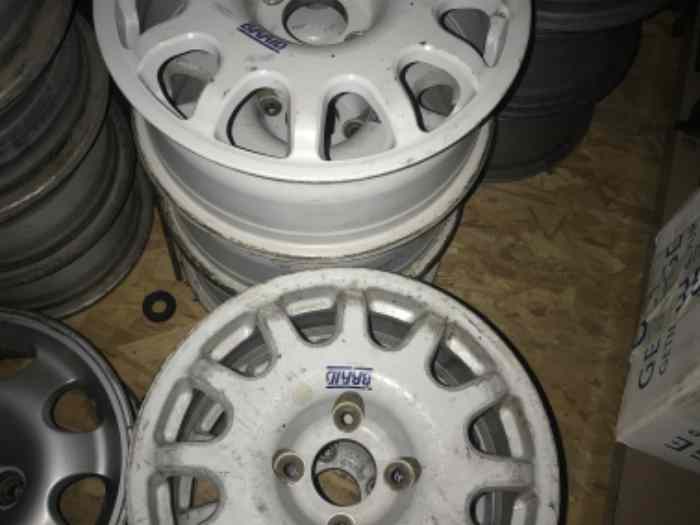 Lot De 4 Jantes Pour Voiture De Course RC 1:10 - Roues Et Moyeux En Plastique